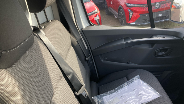 Renault Trafic Lwb Diesel LL30 Blue dCi 130 Advance [Safety] Van